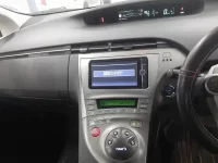 Toyota Prius лот № 30099 оценка 3.5  с аукциона в Японии 8