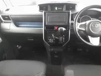 Toyota ROOMY лот № 30029 оценка 4.5  с аукциона в Японии 8