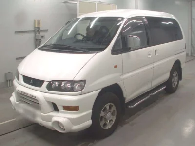 Mitsubishi DELICA