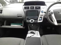 Toyota PRIUS ALPHA лот № 30032 оценка 4  с аукциона в Японии 8