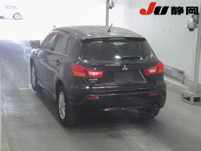 Mitsubishi RVR