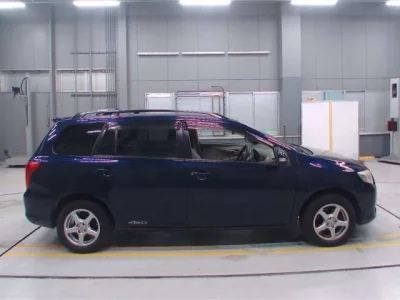 Toyota COROLLA FIELDER  с аукциона в Японии