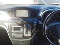 Nissan ELGRAND лот № 30109 оценка 4  с аукциона в Японии 8