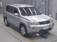 Nissan X-TRAIL лот № 30040 оценка 3.5  с аукциона в Японии 4