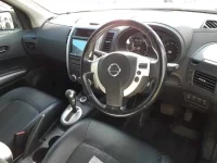 Nissan X-TRAIL лот № 30040 оценка 3.5  с аукциона в Японии 6
