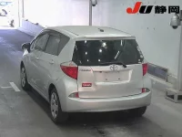 Toyota RACTIS лот № 3023 оценка 3.5  с аукциона в Японии 1