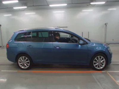 Volkswagen GOLF VARIANT