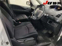 Nissan SERENA лот № 3032 оценка 4  с аукциона в Японии 2
