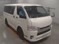 Toyota HIACE VAN лот № 30120 оценка 4  с аукциона в Японии 4