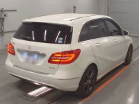 Mercedes-Benz B CLASS лот № 38071 оценка 4.5  с аукциона в Японии 1