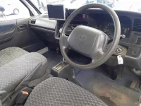 Toyota HIACE VAN лот № 30056 оценка 3.5  с аукциона в Японии 6