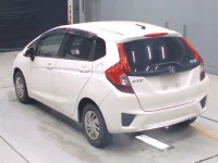 Honda FIT лот № 30060 оценка 4  с аукциона в Японии 5