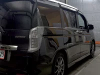 Honda STEP WAGON лот № 3001 оценка 4  с аукциона в Японии 4