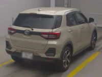 Toyota RAIZE лот № 23 оценка R  с аукциона в Японии 1