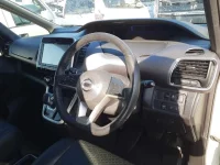 Nissan SERENA лот № 30136 оценка 3.5  с аукциона в Японии 6