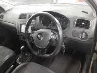 Volkswagen POLO лот № 38086 оценка 4.5  с аукциона в Японии 6