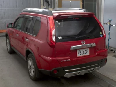 Nissan X-TRAIL