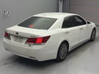 Toyota CROWN лот № 161 оценка 3.5  с аукциона в Японии 1