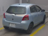 Toyota VITZ лот № 31 оценка 3  с аукциона в Японии 1