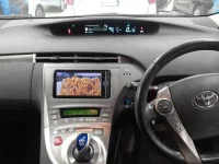 Toyota PRIUS PHV лот № 30144 оценка 3.5  с аукциона в Японии 8