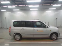 Toyota SUCCEED лот № 30146 оценка 3.5  с аукциона в Японии 2