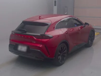 Toyota CROWN SPORT  с аукциона в Японии