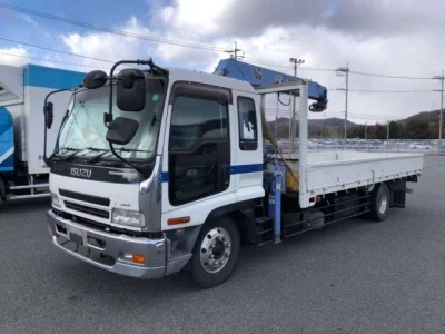 Isuzu FORWARD  с аукциона в Японии