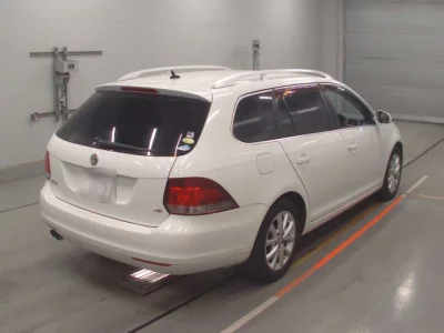 Volkswagen GOLF VARIANT