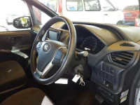 Toyota NOAH лот № 30082 оценка R  с аукциона в Японии 6