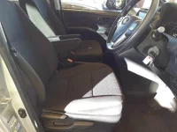 Toyota NOAH лот № 30082 оценка R  с аукциона в Японии 7