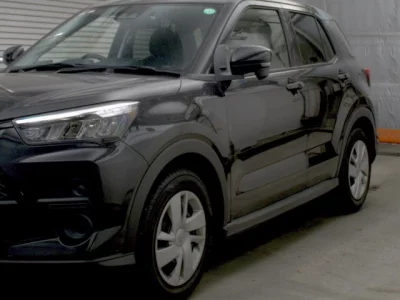 Toyota RAIZE  с аукциона в Японии