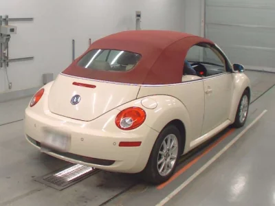Volkswagen NEW BEETLE