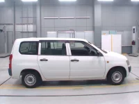 Toyota PROBOX лот № 30087 оценка 4  с аукциона в Японии 2