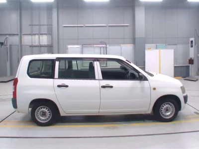 Toyota PROBOX  с аукциона в Японии