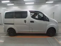 Nissan NV200 лот № 30157 оценка 3.5  с аукциона в Японии 2