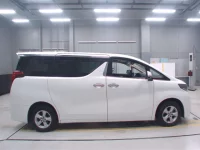 Toyota ALPHARD лот № 30090 оценка 4  с аукциона в Японии 2