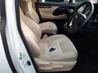 Toyota ALPHARD лот № 30090 оценка 4  с аукциона в Японии 7