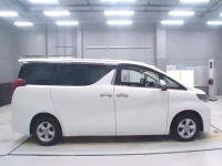 Toyota ALPHARD лот № 30095 оценка 4  с аукциона в Японии 2