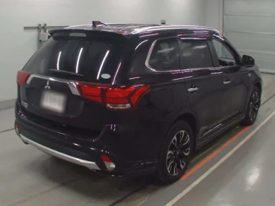 Mitsubishi OUTLANDER PHEV