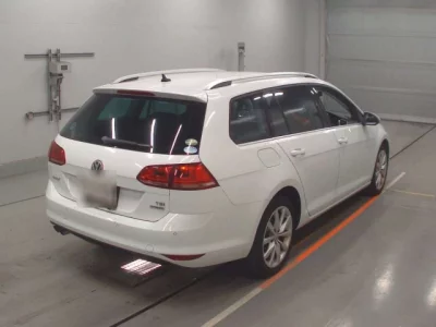 Volkswagen GOLF VARIANT