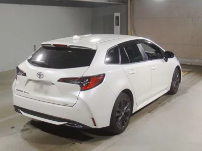 Toyota COROLLA TOURING  с аукциона в Японии