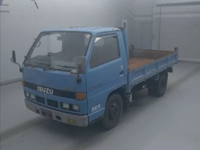 Isuzu ELF