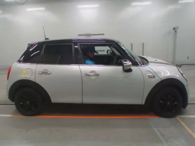BMW MINI