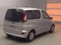 Toyota FUNCARGO лот № 74007 оценка 4  с аукциона в Японии 1