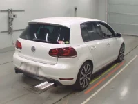 Volkswagen GOLF лот № 38147 оценка 4  с аукциона в Японии 1
