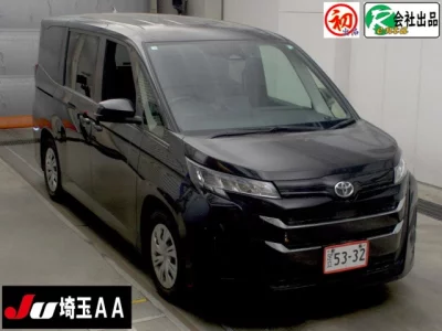 Toyota NOAH  с аукциона в Японии