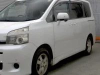Toyota VOXY лот № 3070 оценка 3.5  с аукциона в Японии 3