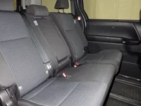 Toyota NOAH лот № 6061 оценка R  с аукциона в Японии 7