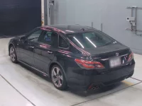 Toyota CROWN лот № 30128 оценка 4  с аукциона в Японии 5