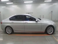 BMW 5-Series лот № 38164 оценка 4.5  с аукциона в Японии 2